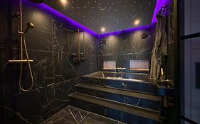 Royal Suite